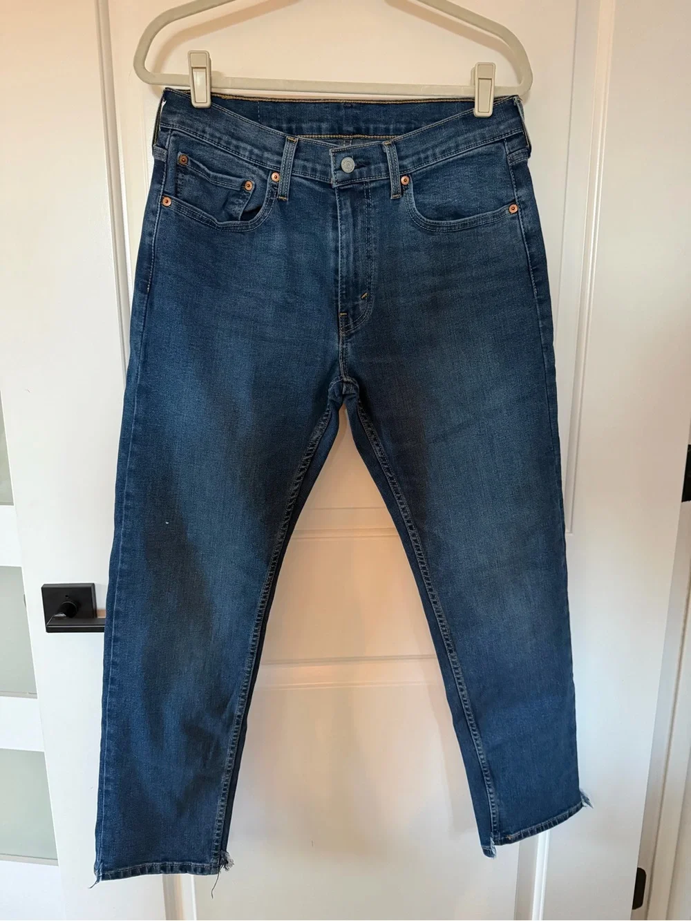 Levi’s 502 33 30 Classic Blue Denim Jeans